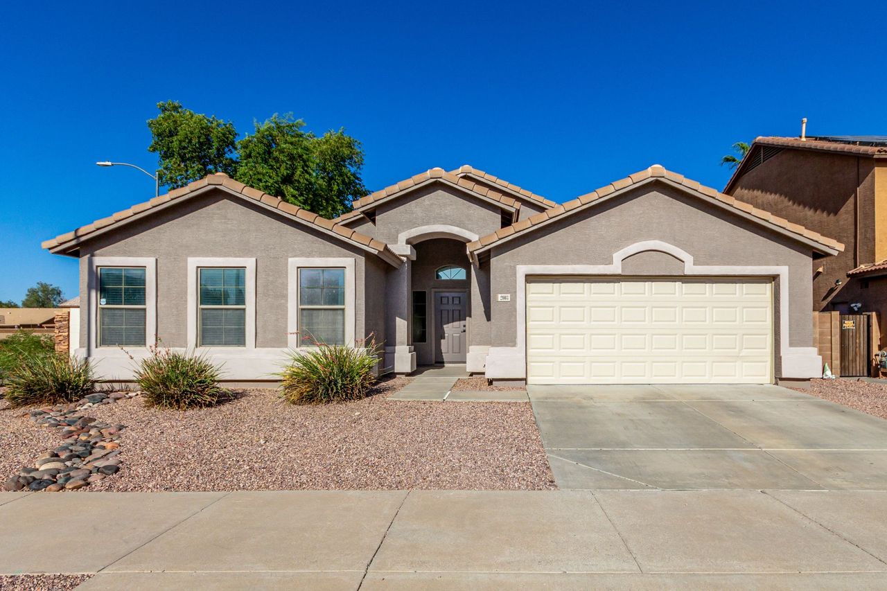 listing, photo 1