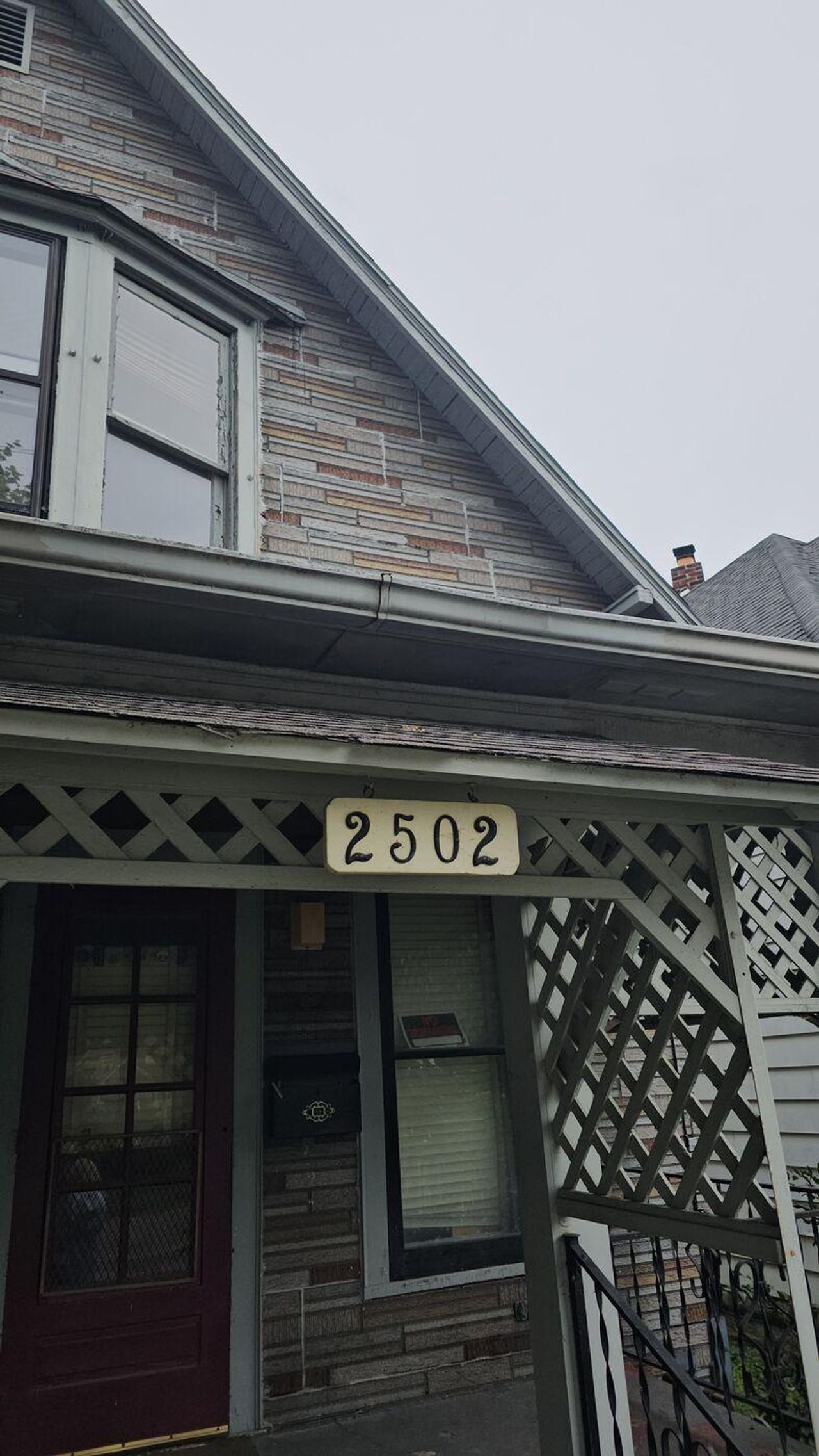 listing, photo 1