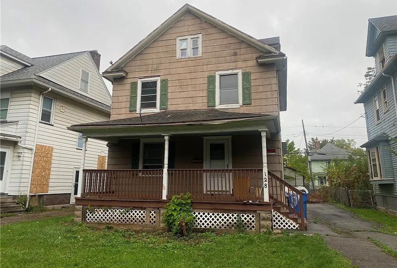 listing, photo 1