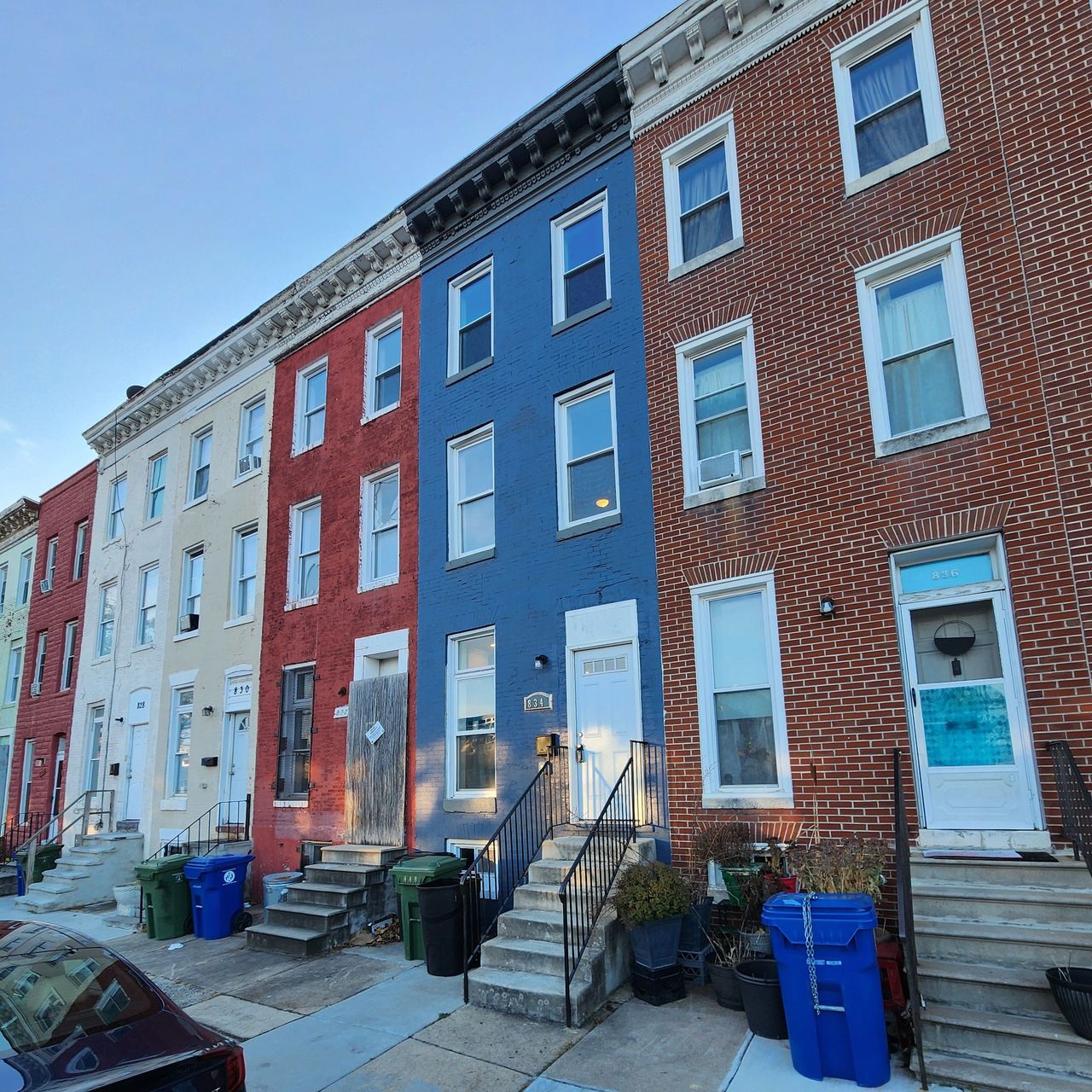 listing, photo 1