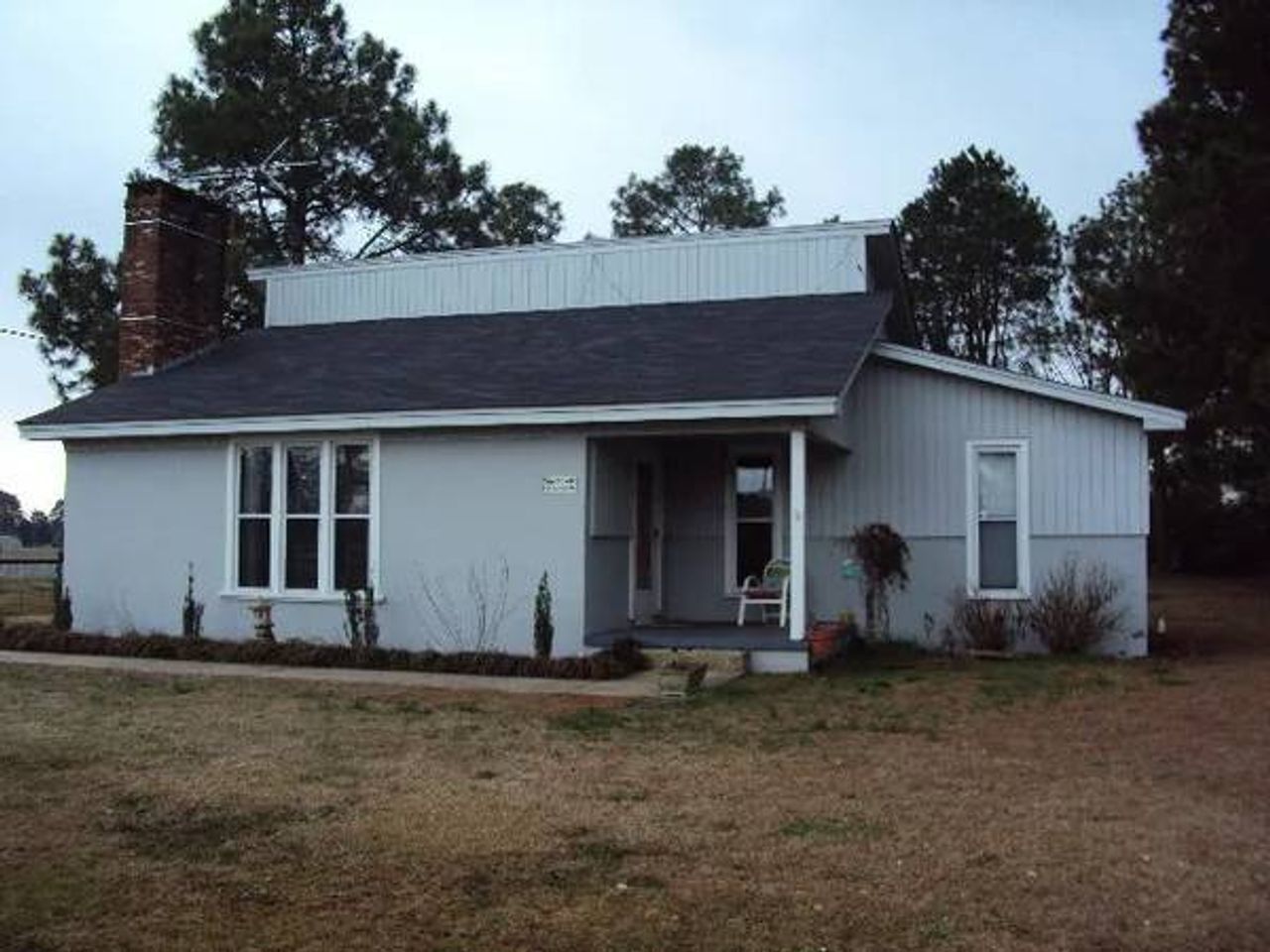 listing, photo 1