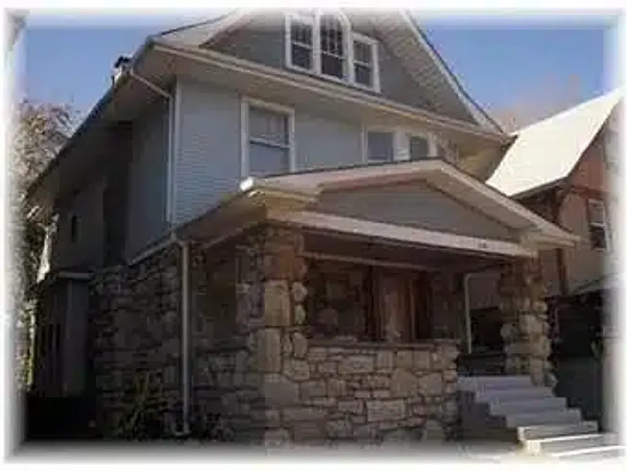 listing, photo 1