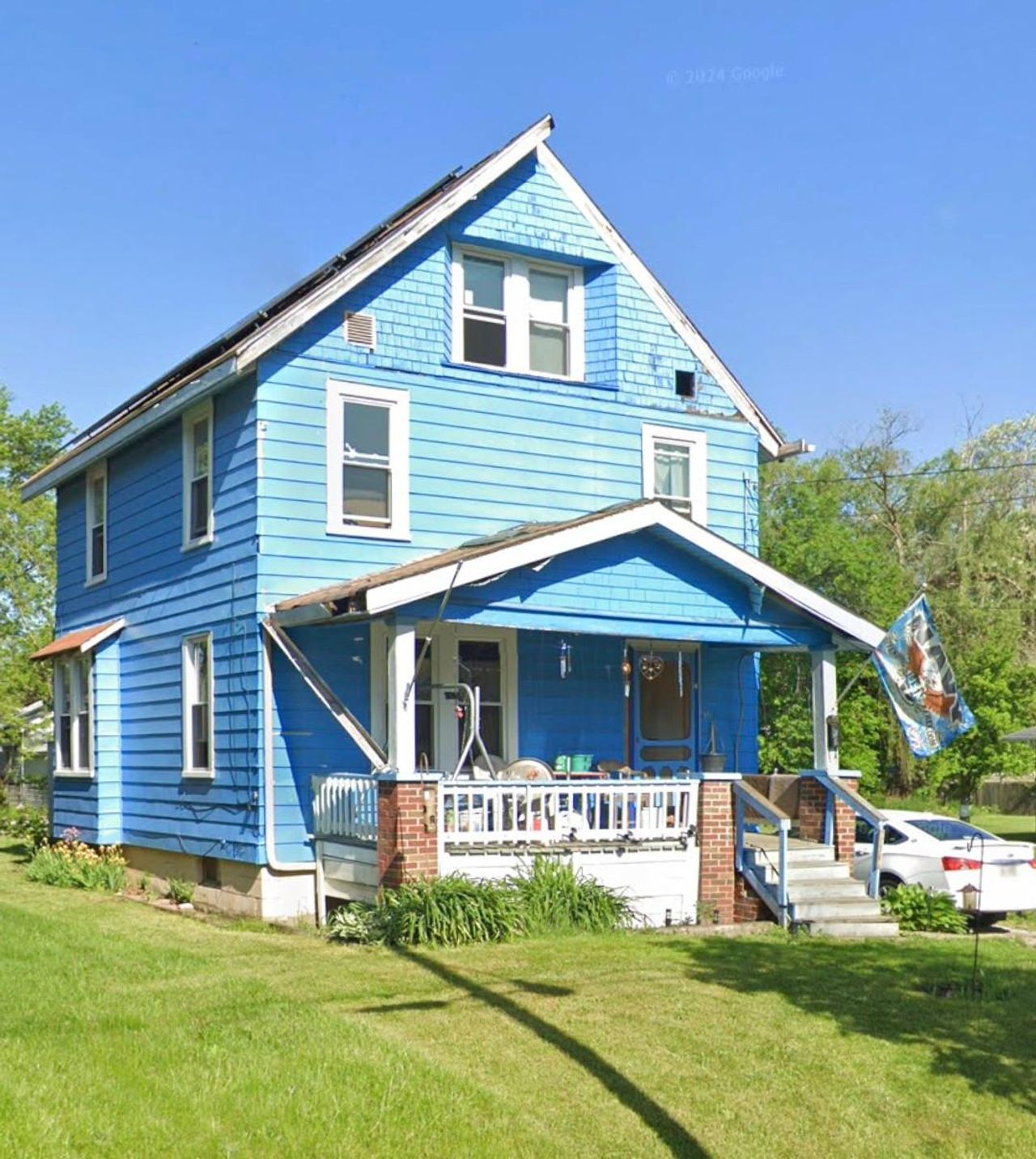 listing, photo 1