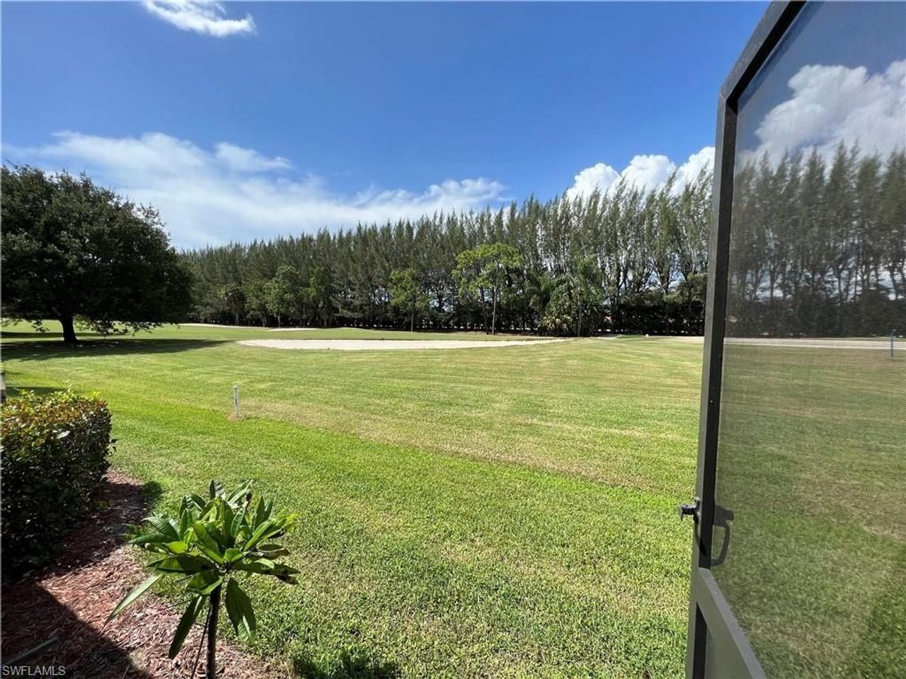 listing, photo 1