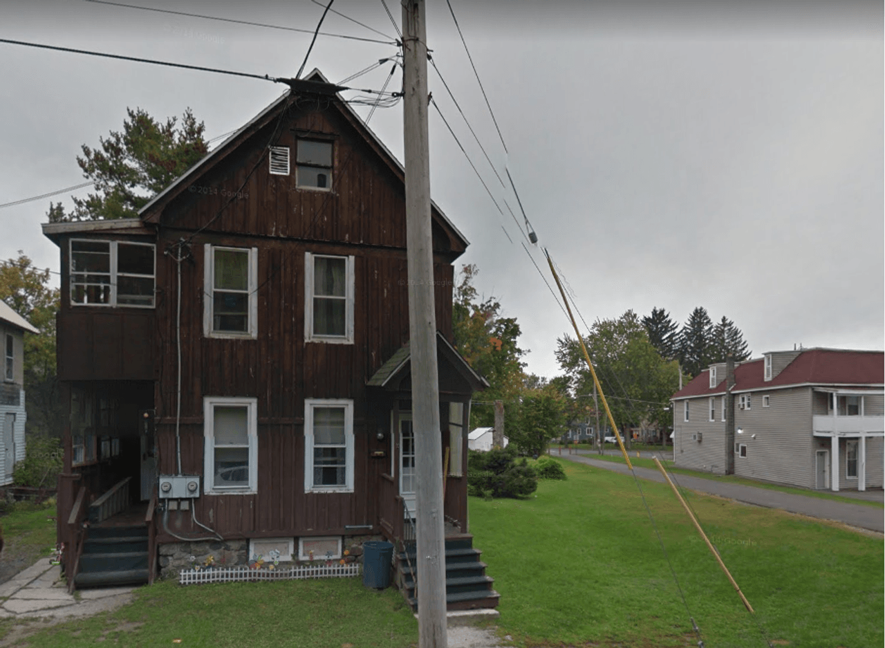 listing, photo 1