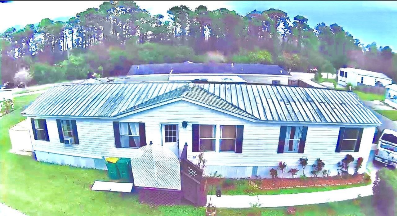 listing, photo 1