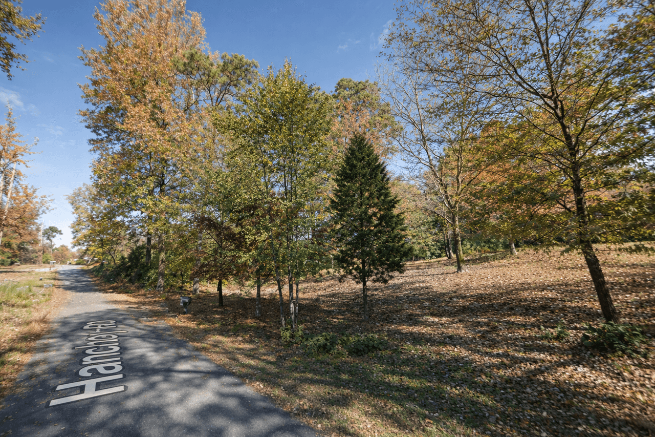 listing, photo 1
