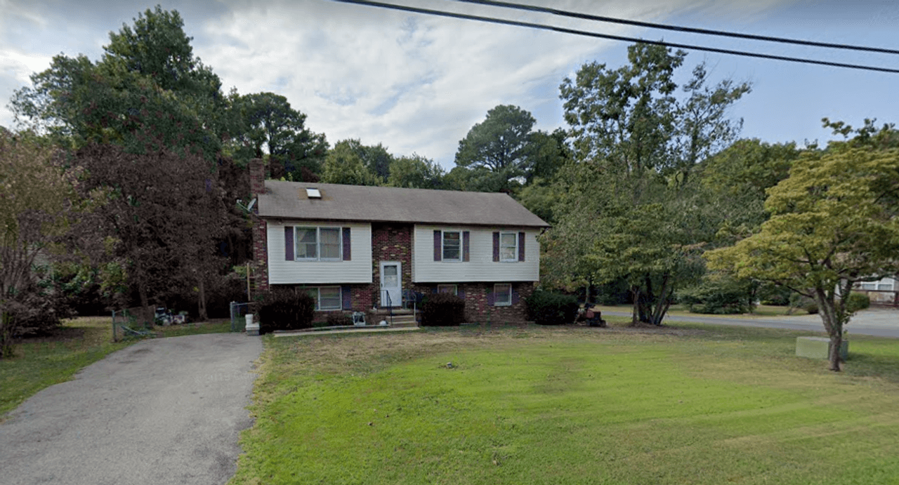 listing, photo 1