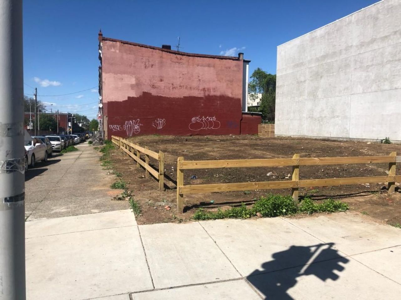 listing, photo 1