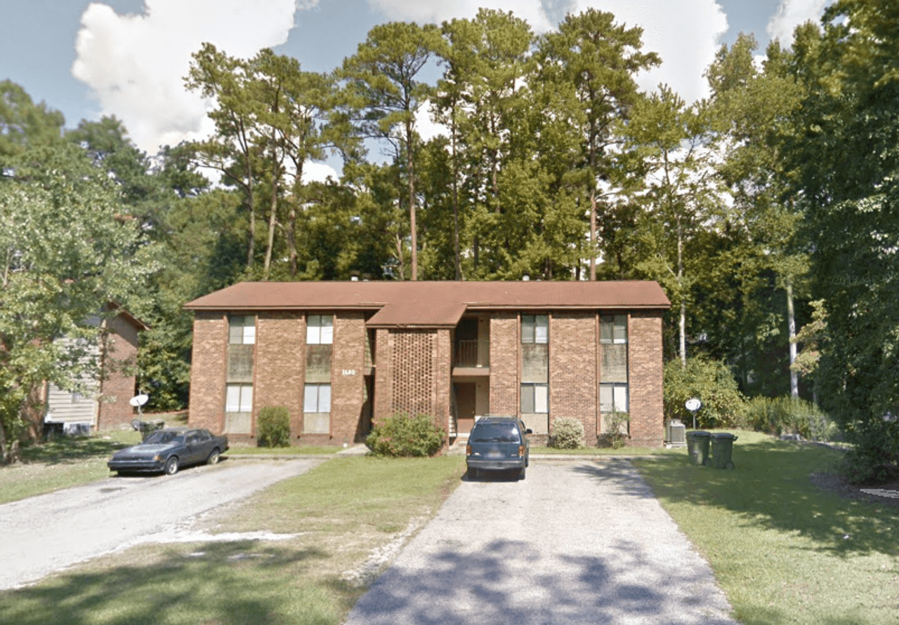 listing, photo 1