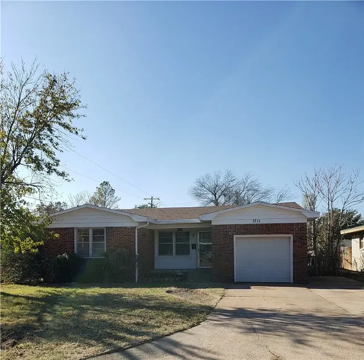 listing, photo 1