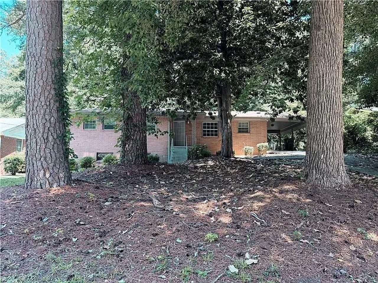 listing, photo 1