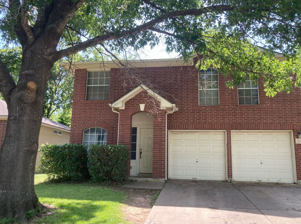 listing, photo 1