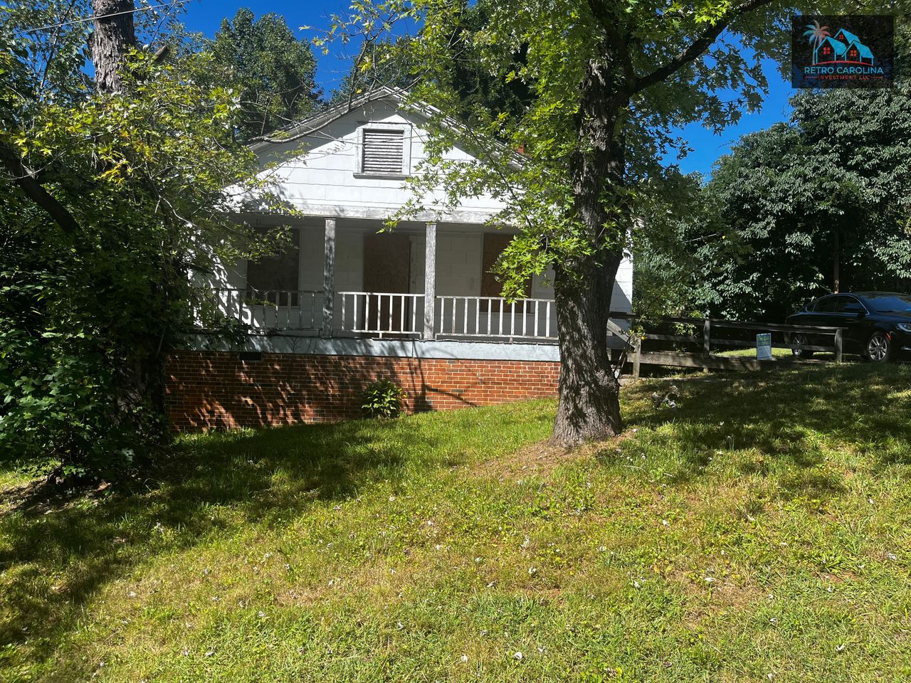 listing, photo 1