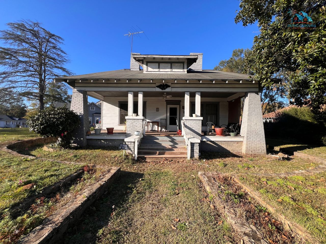 listing, photo 1