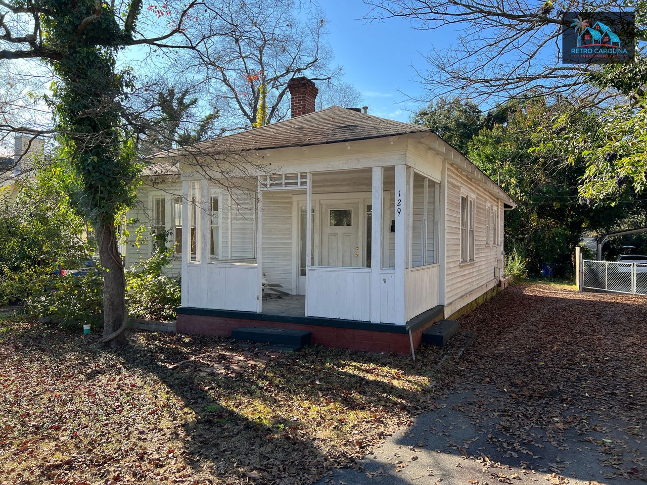 listing, photo 1