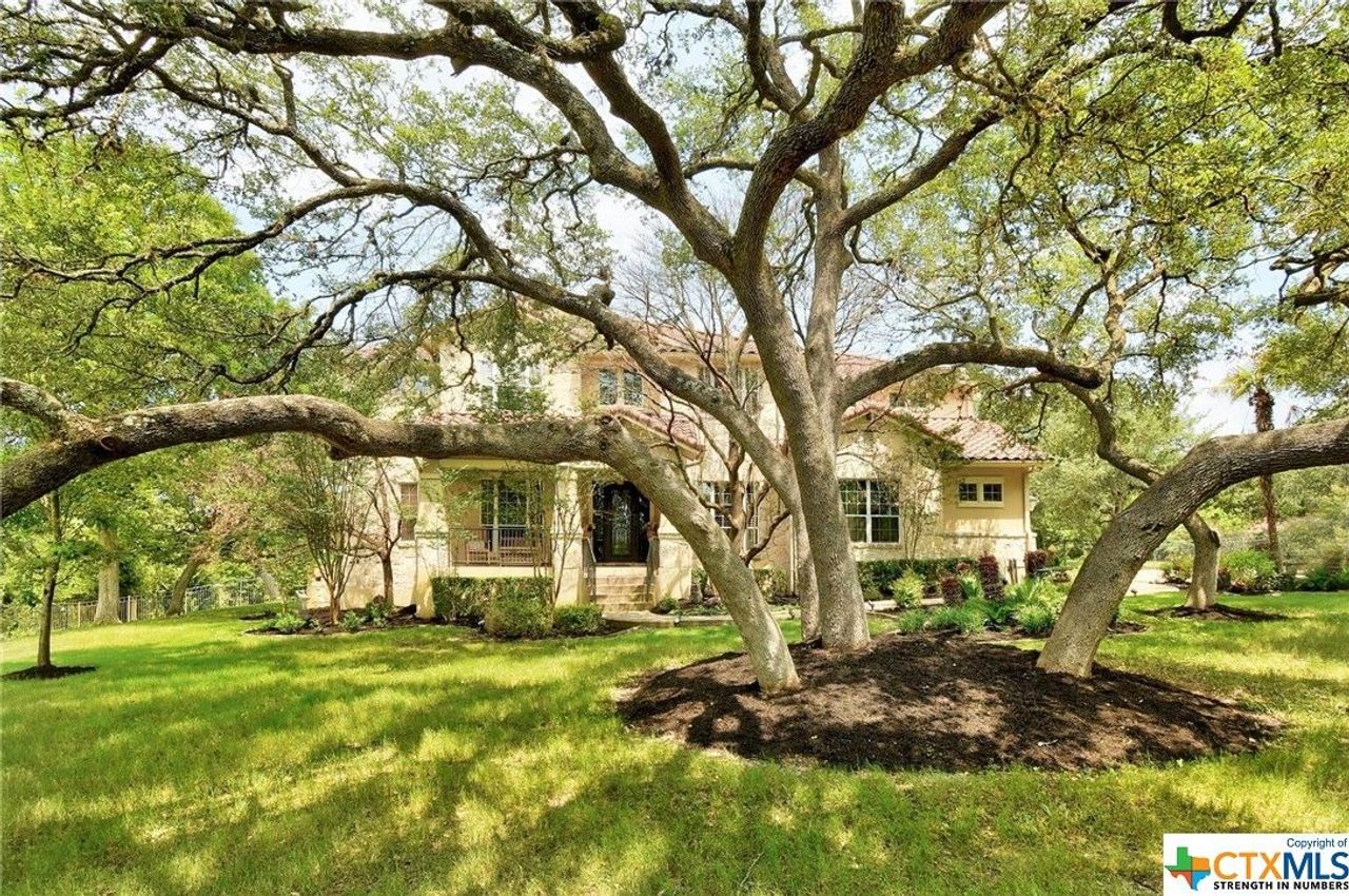 listing, photo 1