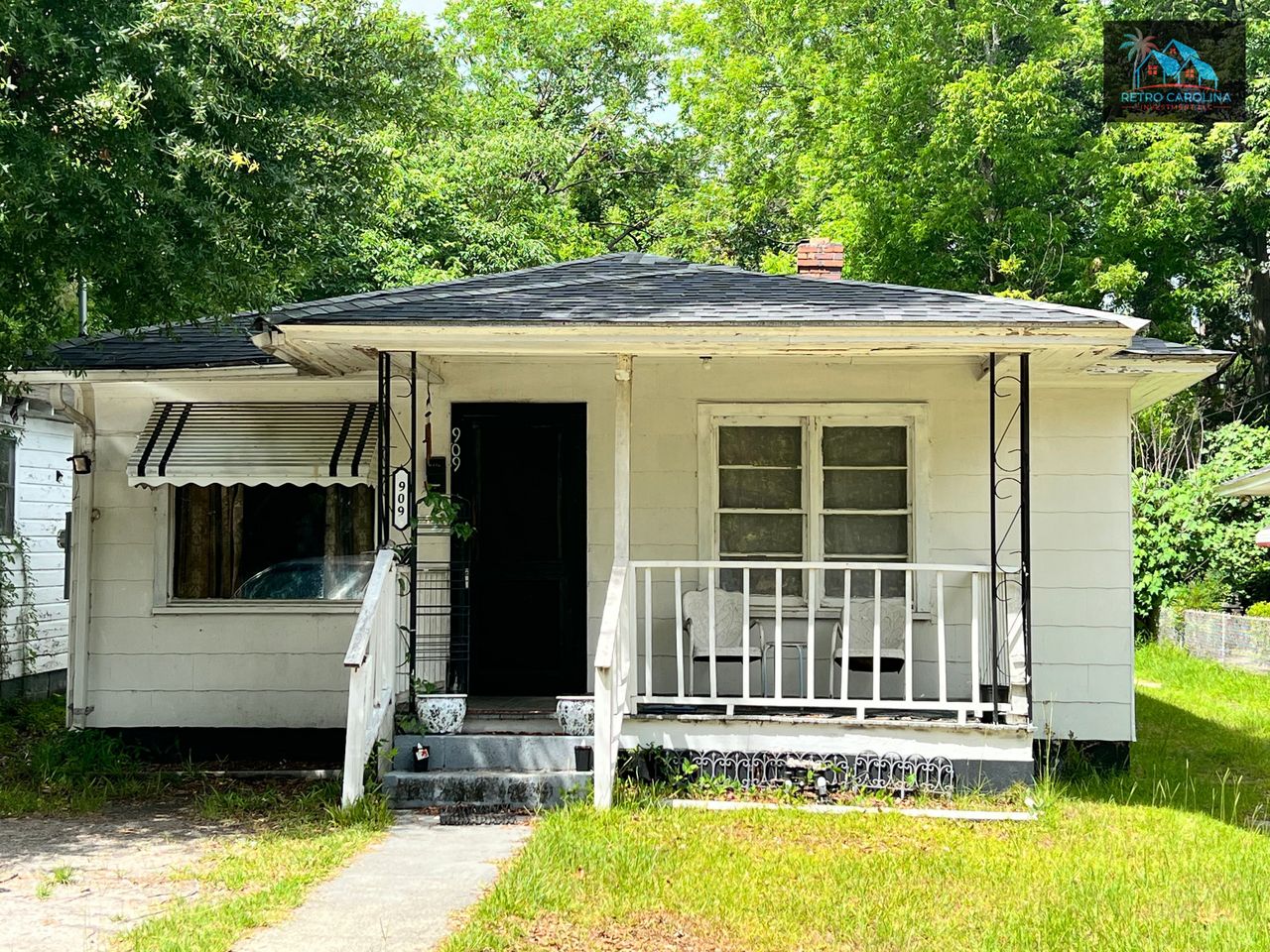 listing, photo 1
