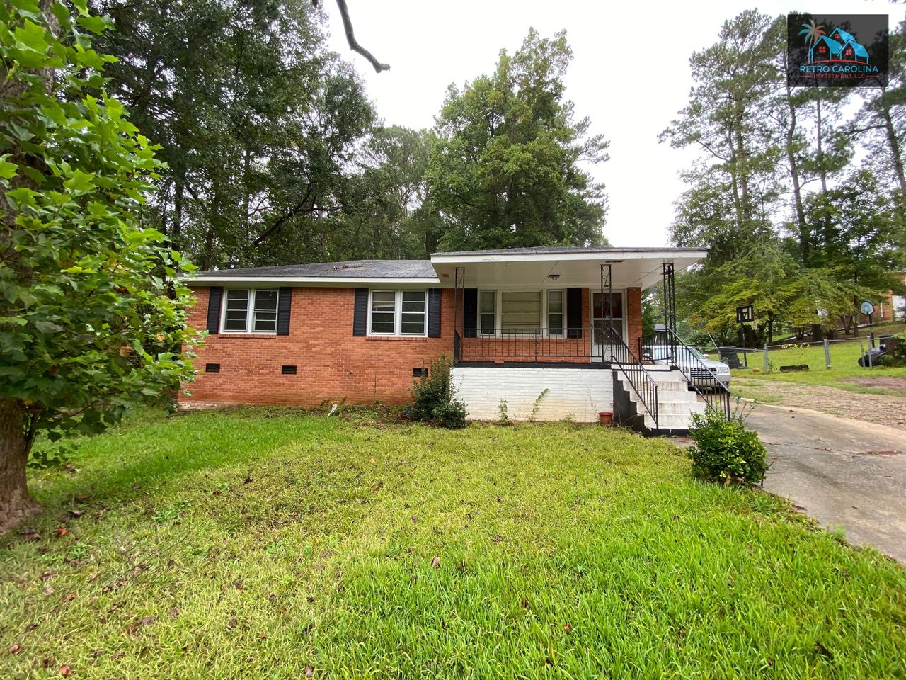 listing, photo 1