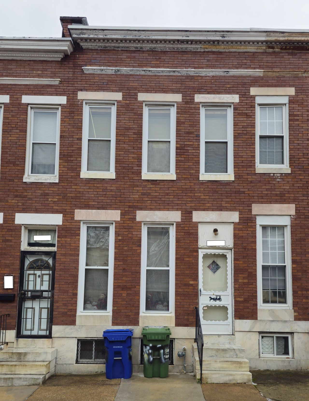 listing, photo 1