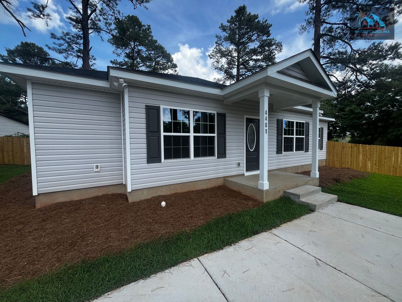 listing, photo 1