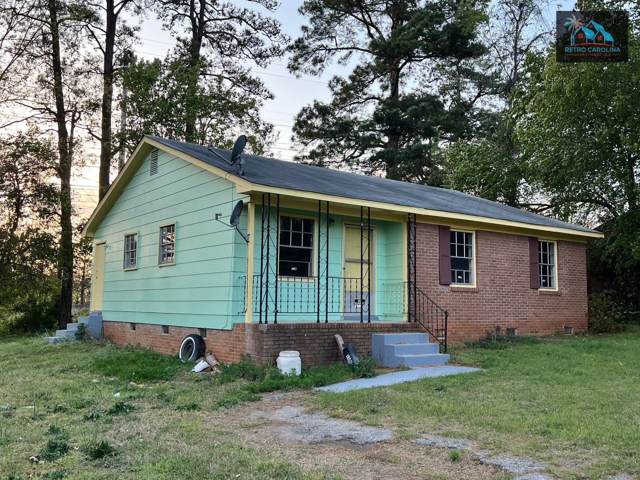 listing, photo 1