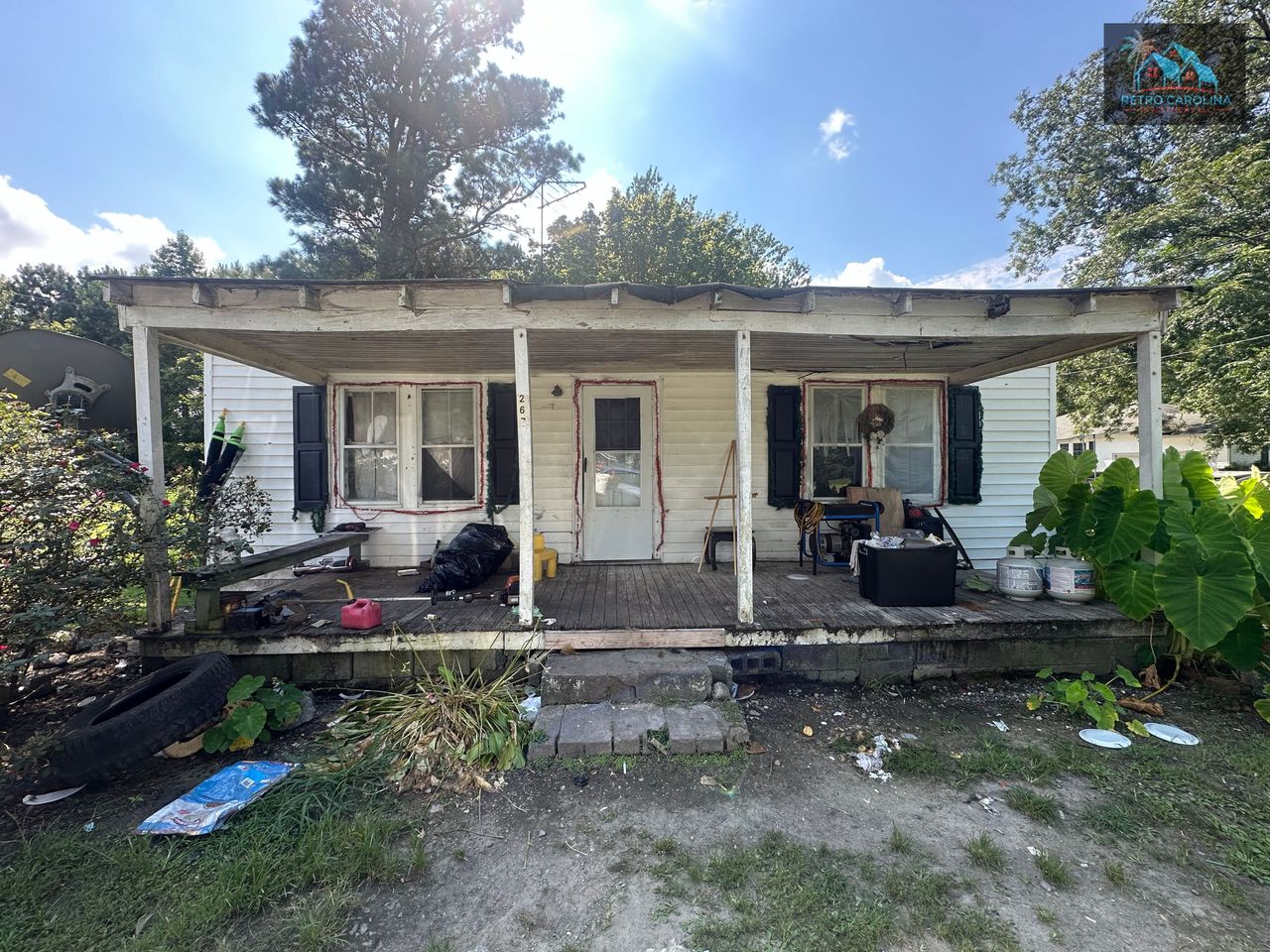 listing, photo 1