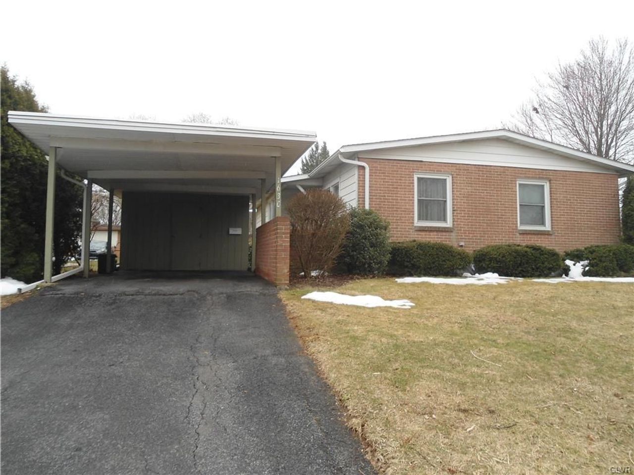 listing, photo 1