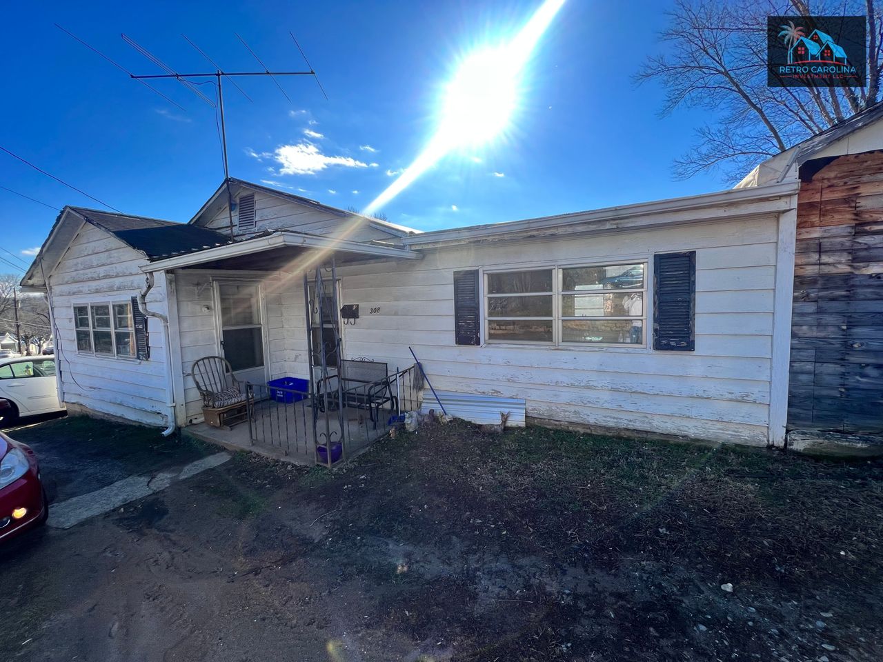 listing, photo 1