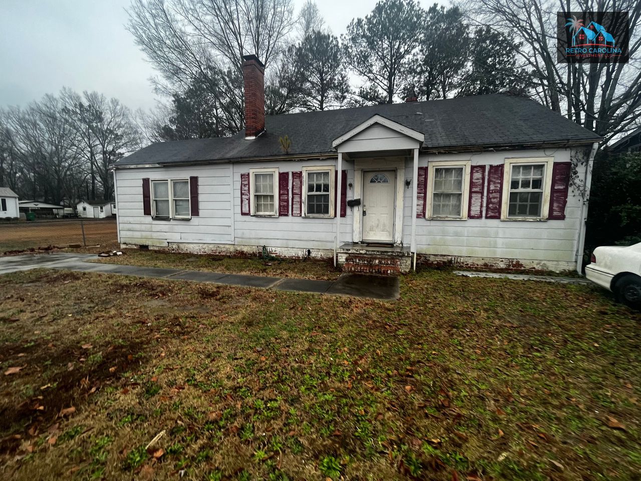 listing, photo 1