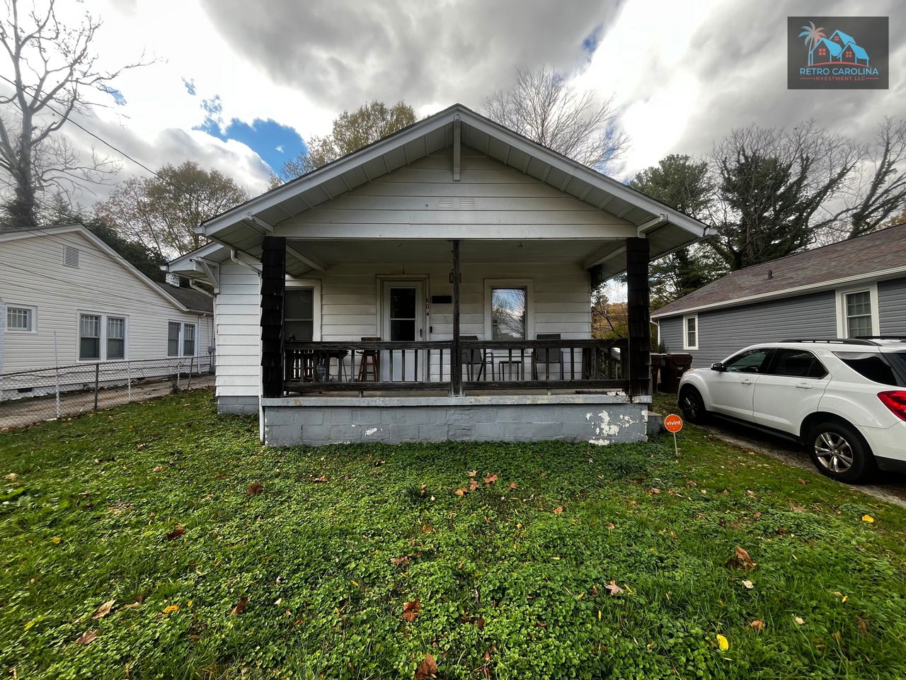 listing, photo 1