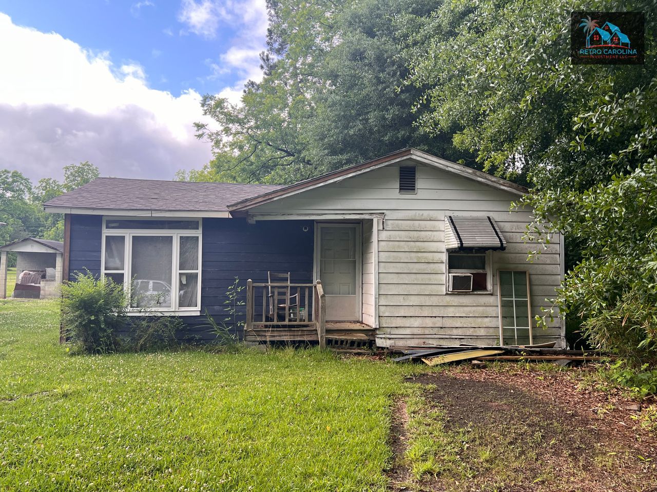 listing, photo 1