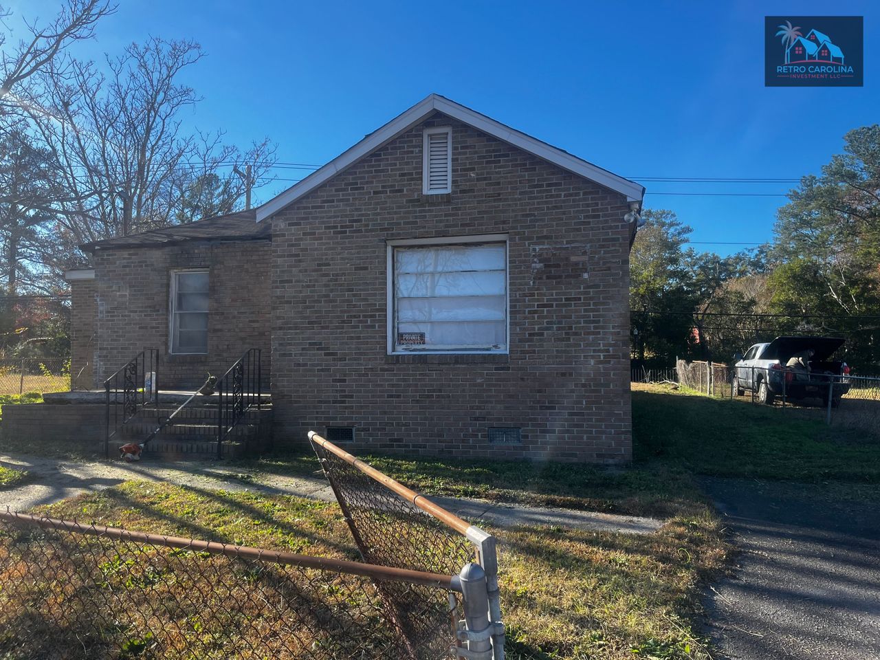 listing, photo 1