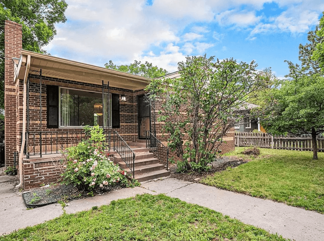 listing, photo 1