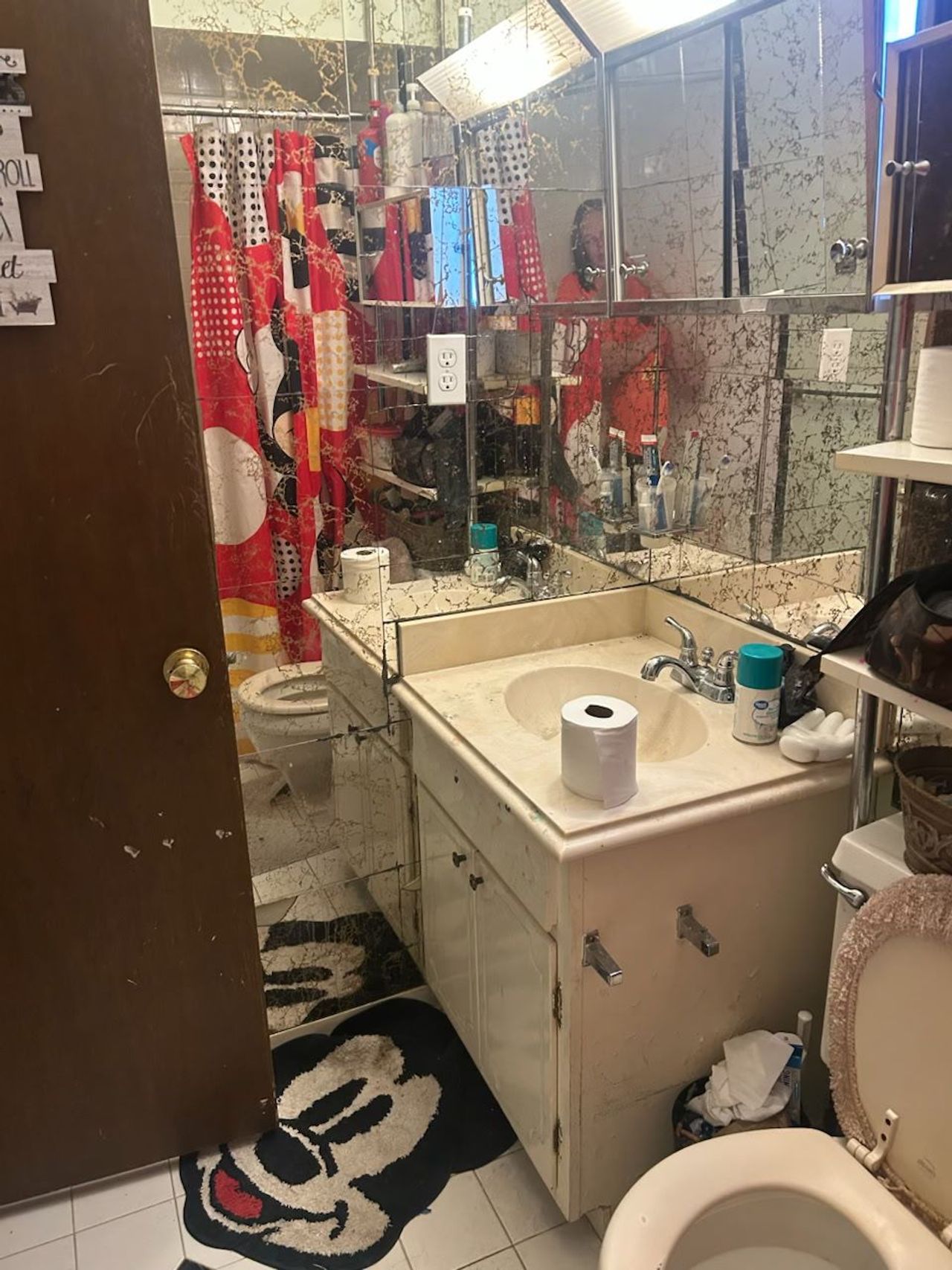 listing, photo 1
