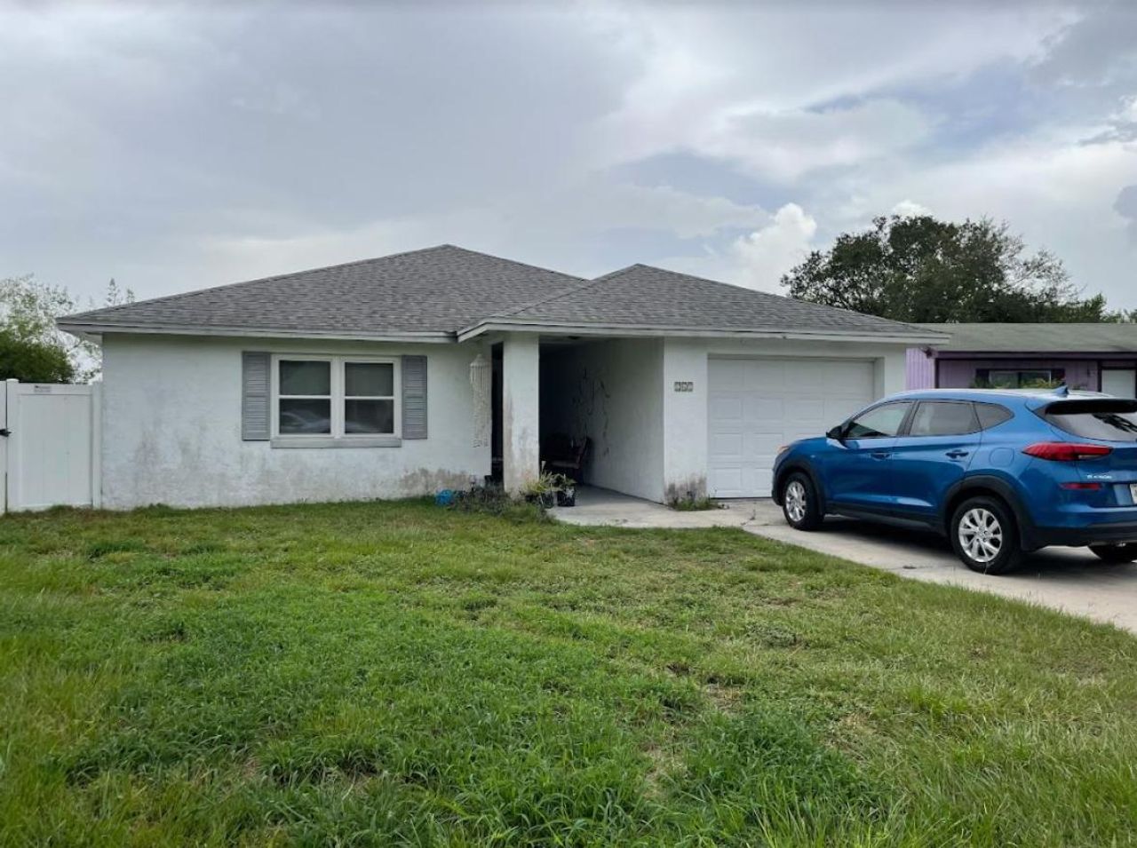 listing, photo 1