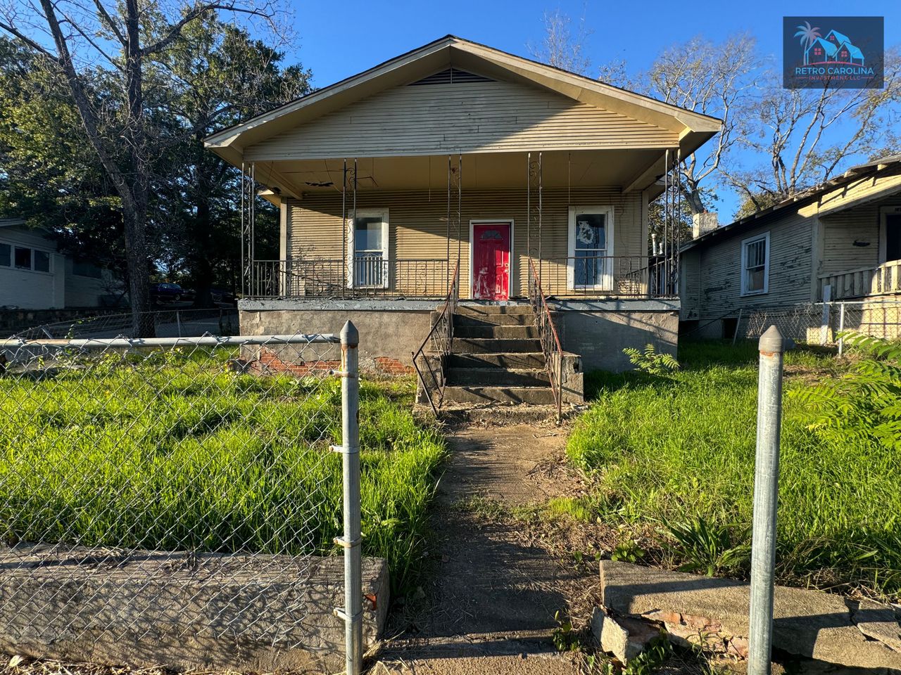 listing, photo 1