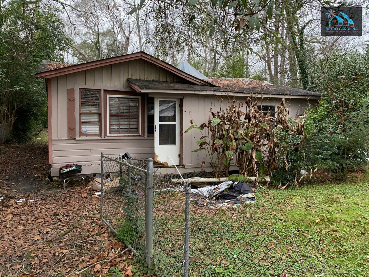 listing, photo 1
