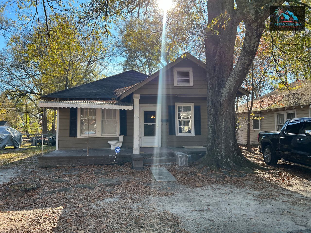 listing, photo 1