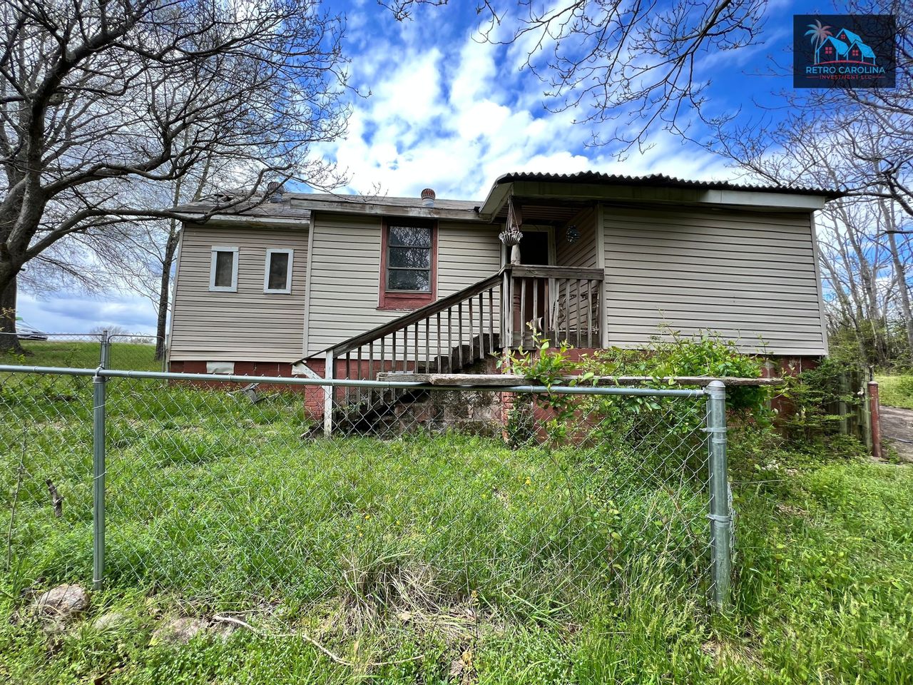 listing, photo 1