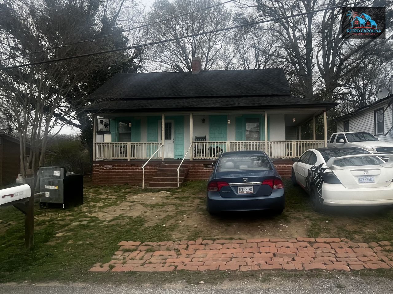 listing, photo 1
