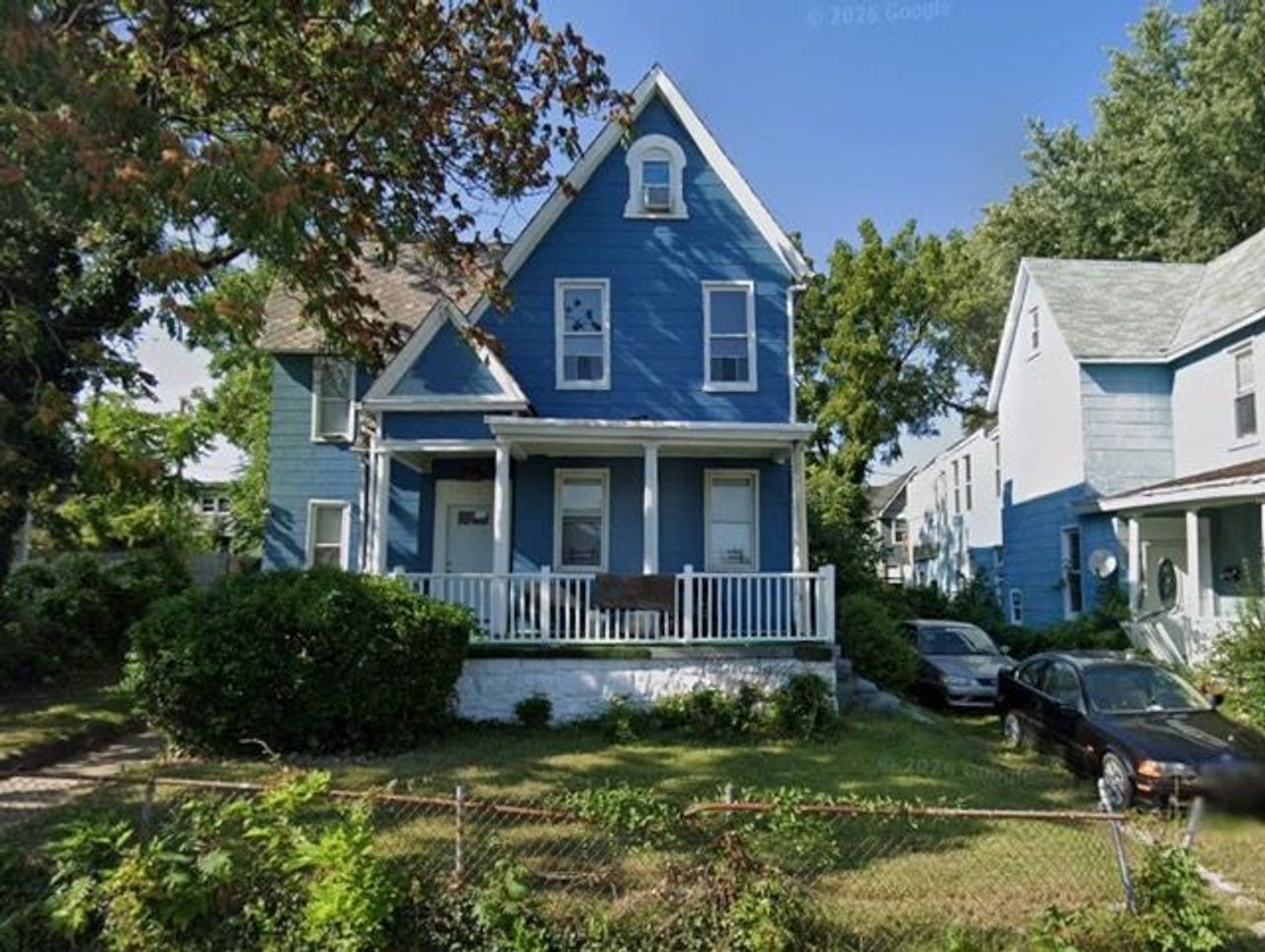 listing, photo 1