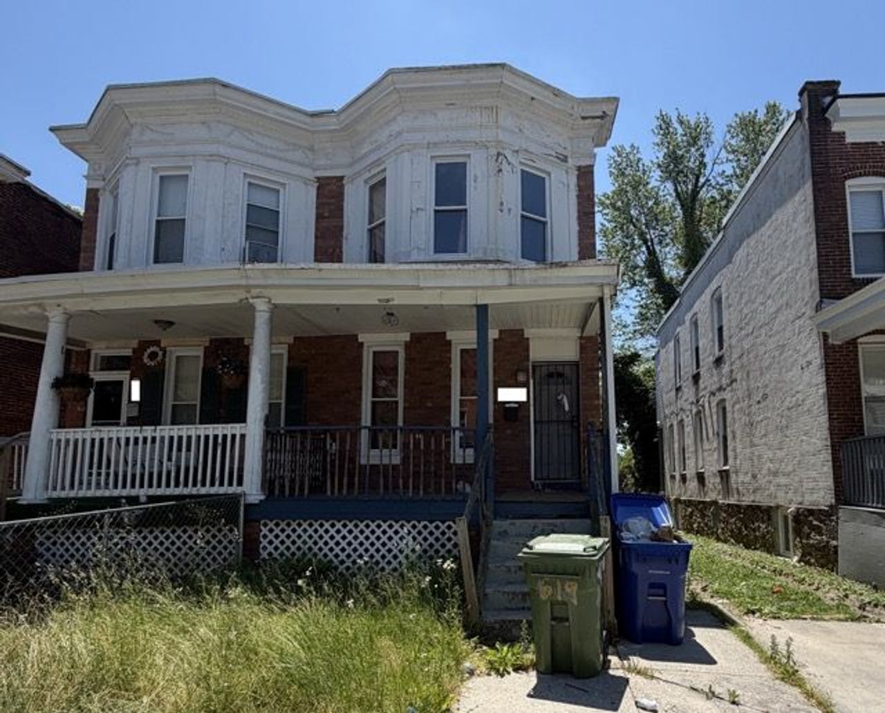 listing, photo 1