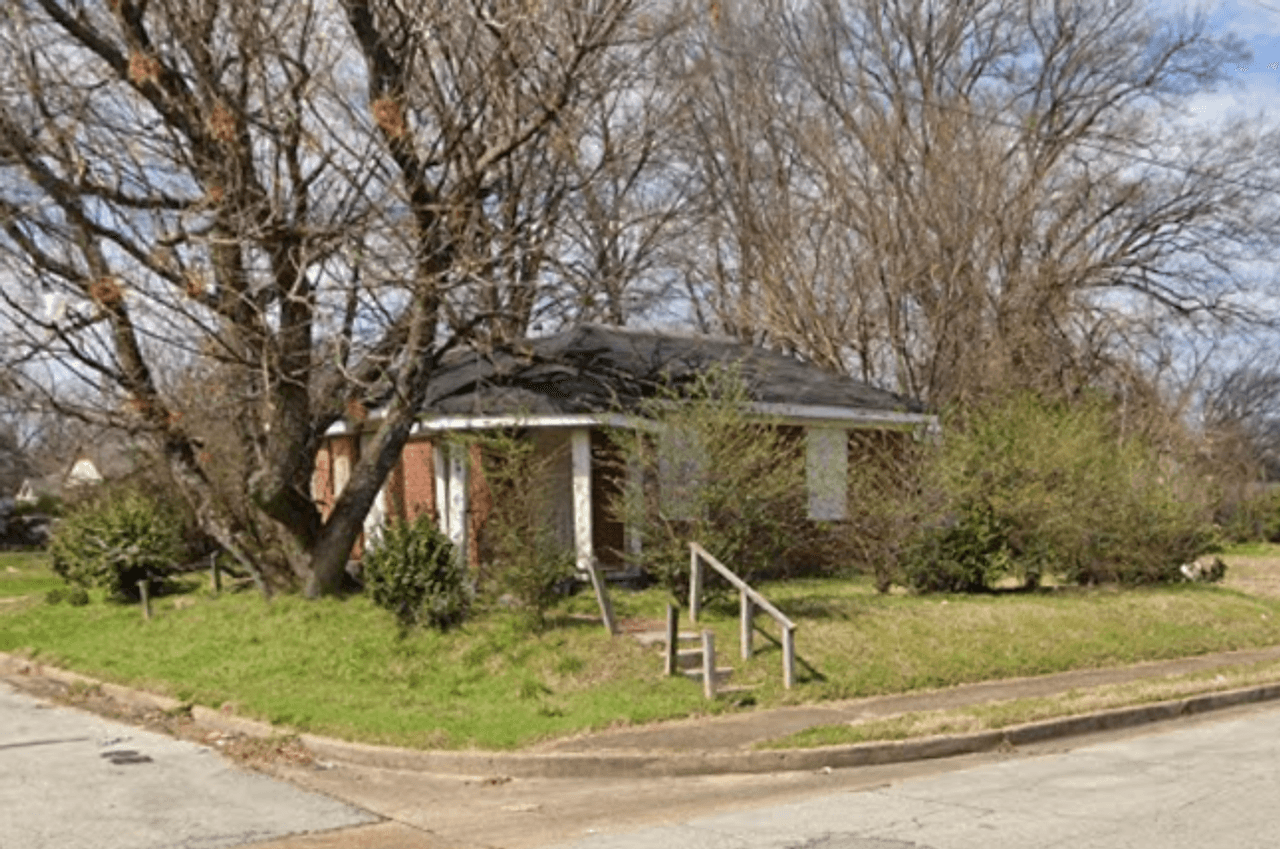 listing, photo 1
