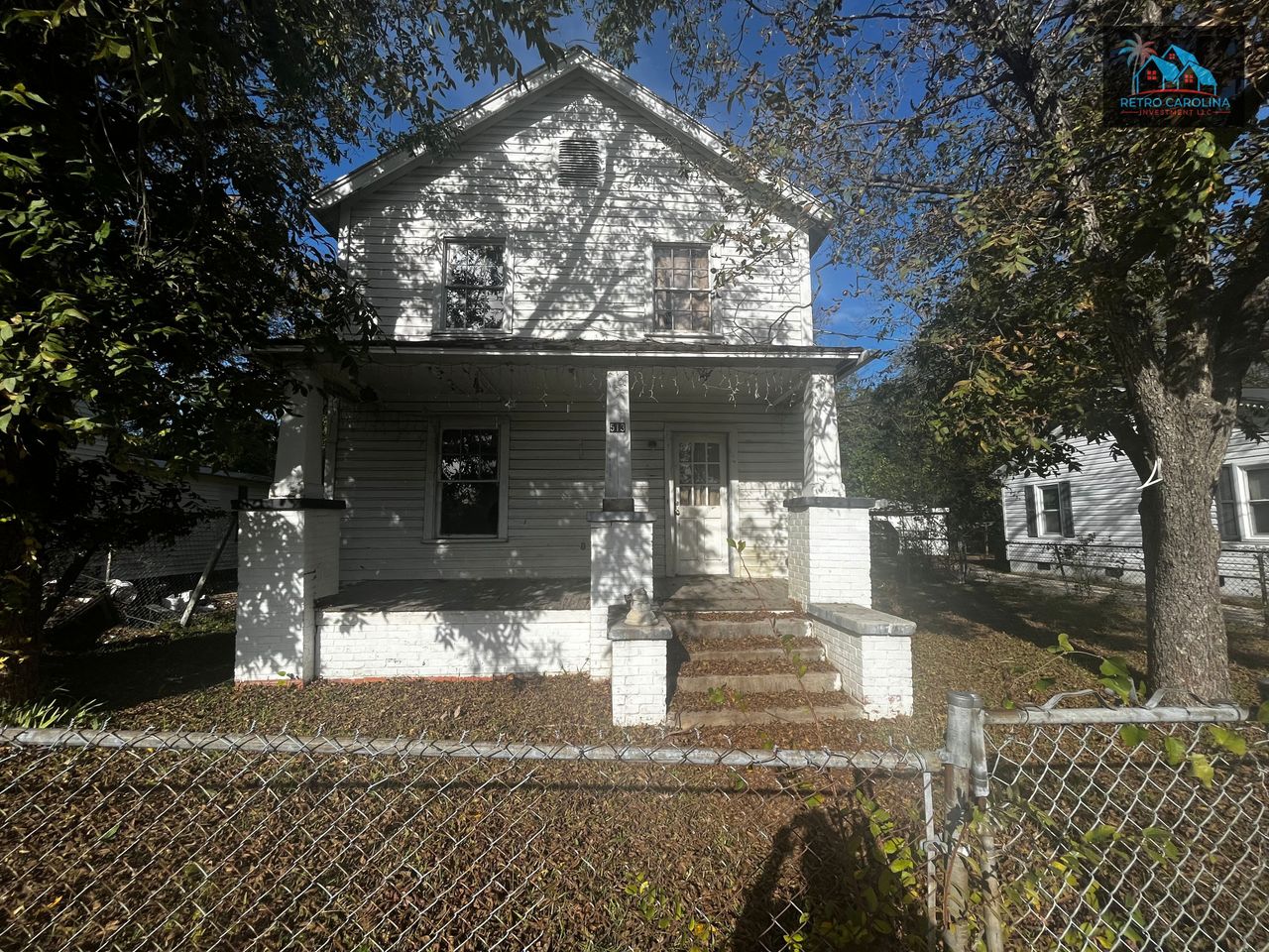 listing, photo 1