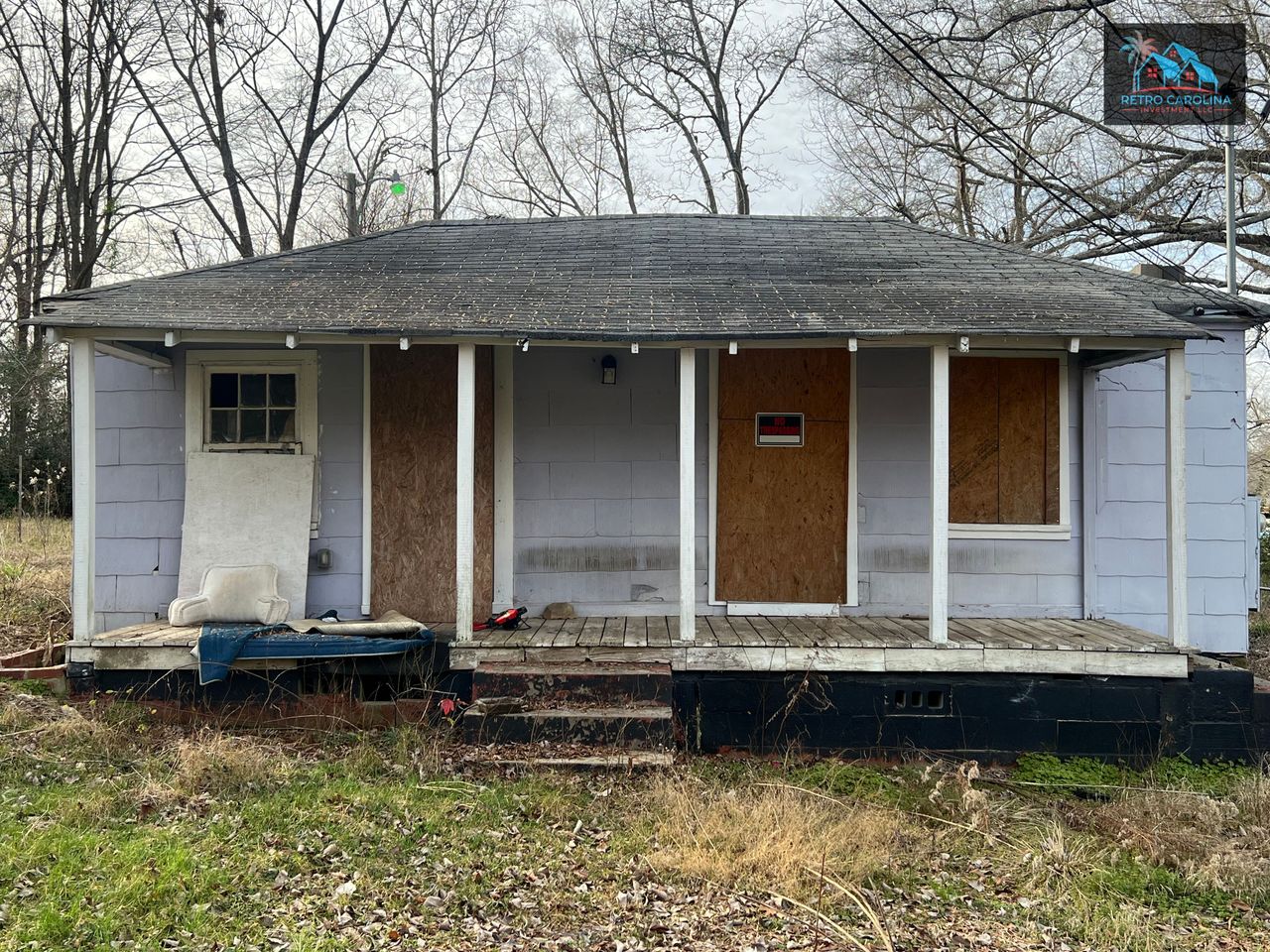 listing, photo 1