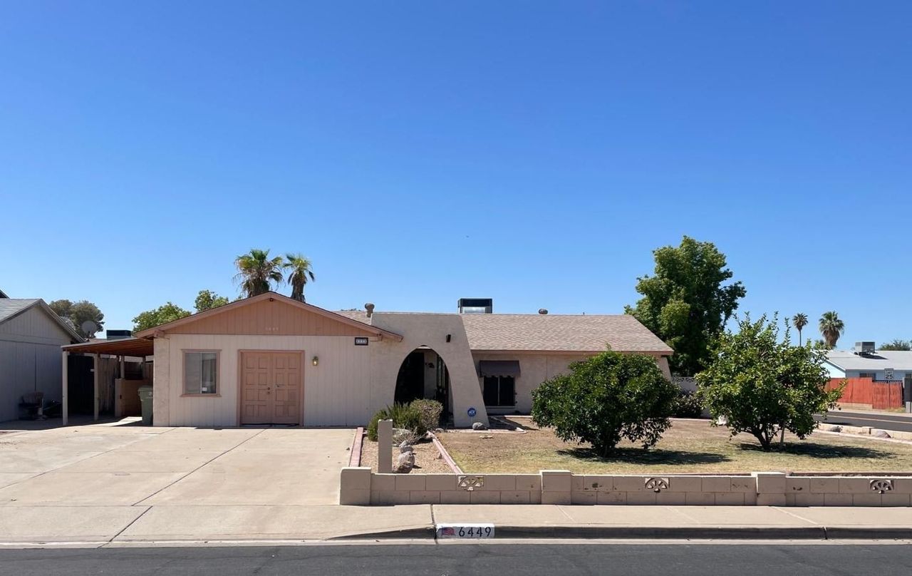 listing, photo 1