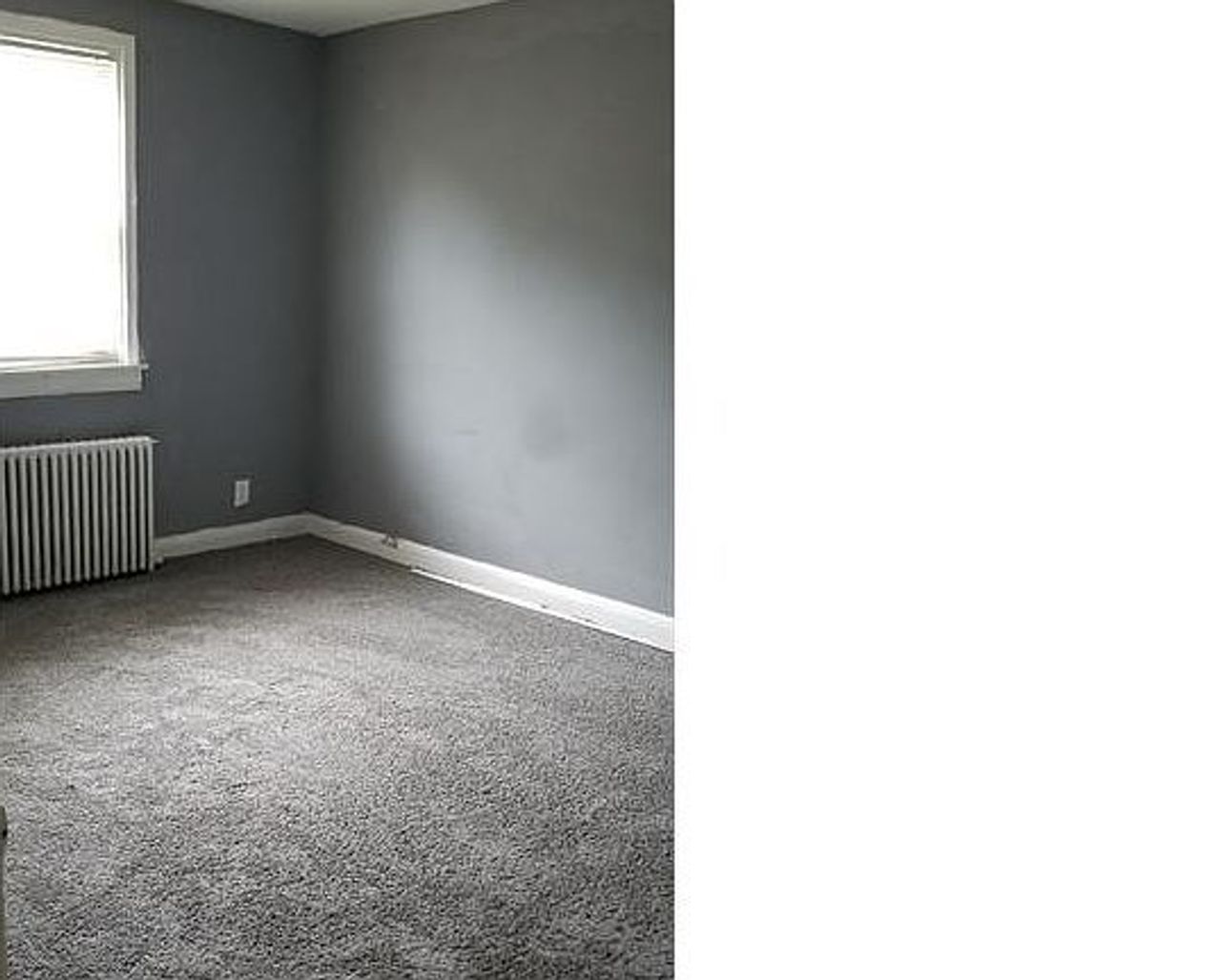 listing, photo 1