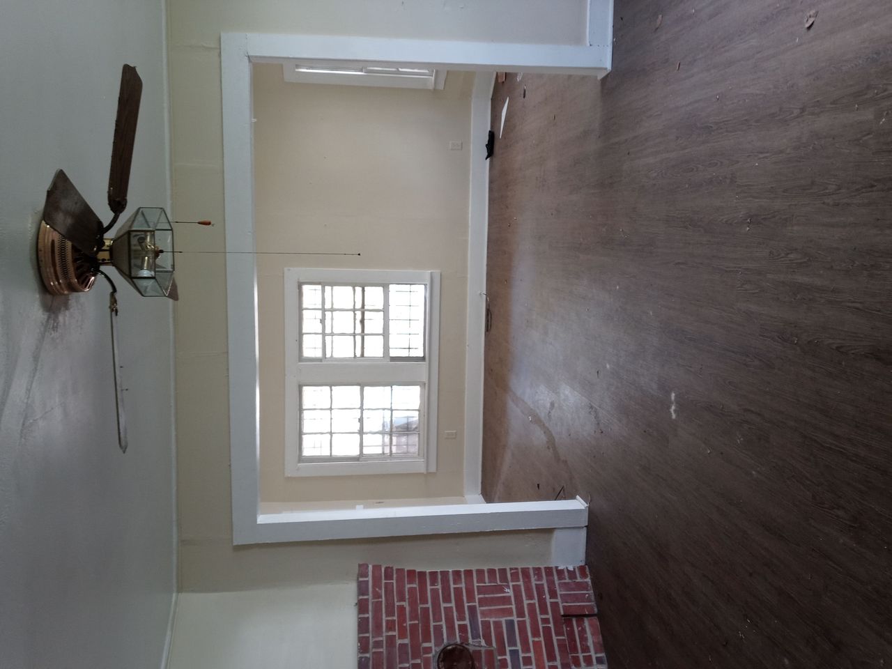 listing, photo 1