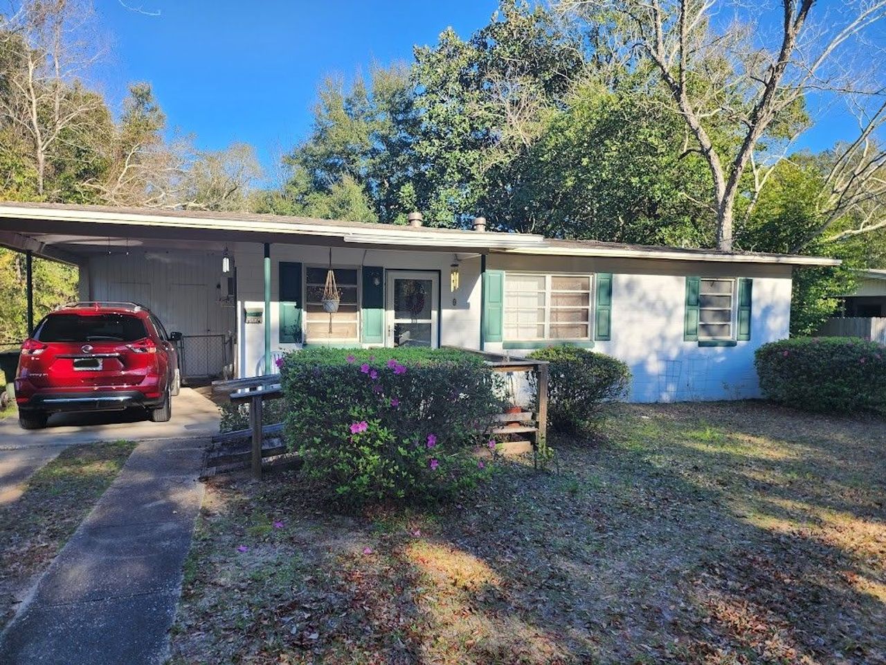 listing, photo 1